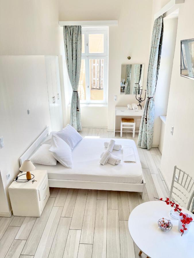 Xenias Rooms Apartments Koroni  Exterior foto