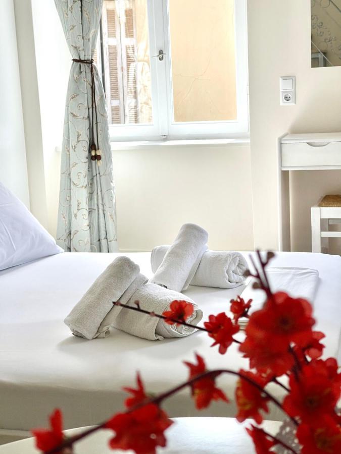 Xenias Rooms Apartments Koroni  Exterior foto