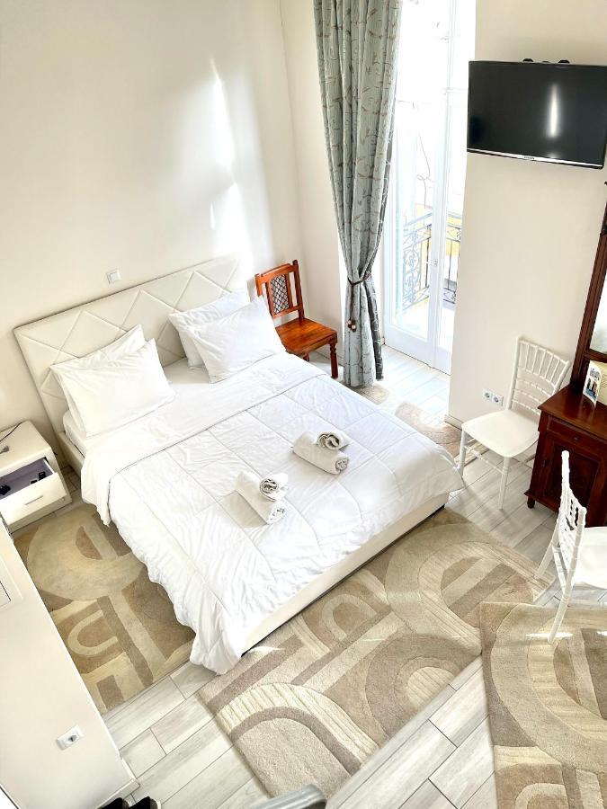 Xenias Rooms Apartments Koroni  Exterior foto
