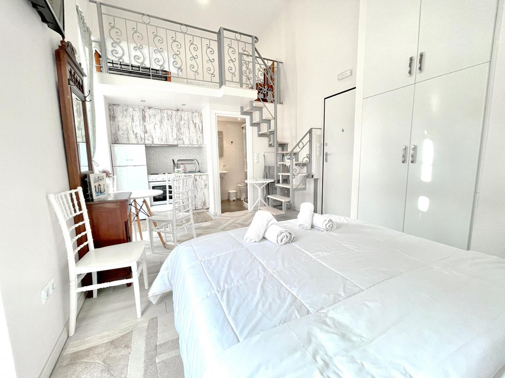 Xenias Rooms Apartments Koroni  Exterior foto